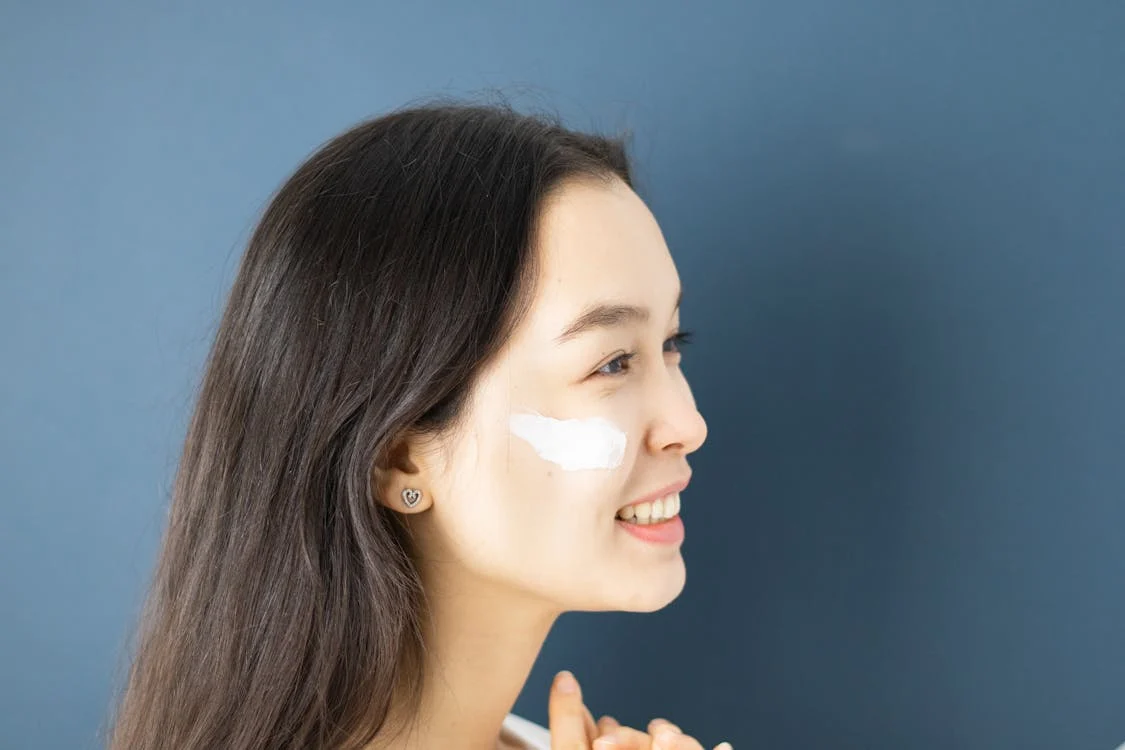 Brighten Your Skin: A Comprehensive Guide to Radiant, Glowing Skin